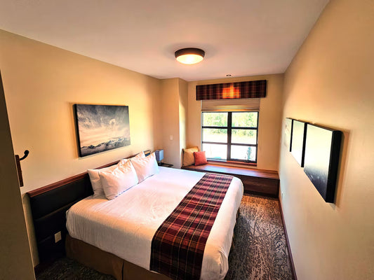 Mountain Stitch Retreat 2026-Overnight Stay Package